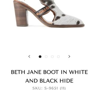 Myra Bag White and Black Heeled Boots with Chunky Heel